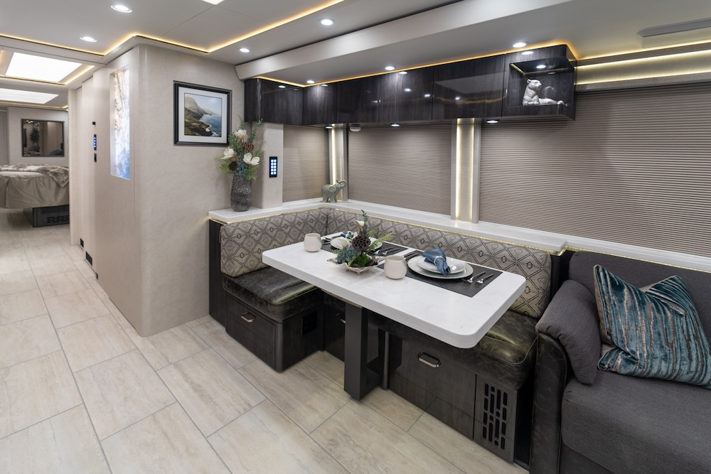 2025 Prevost  Marathon H3-45 For Sale