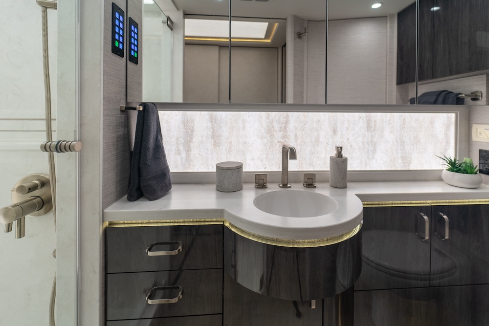 2025 Prevost  Marathon H3-45 For Sale