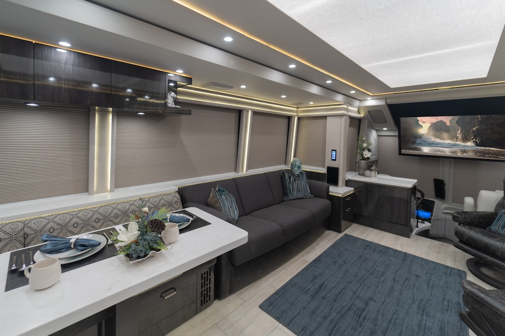 2025 Prevost  Marathon H3-45 For Sale