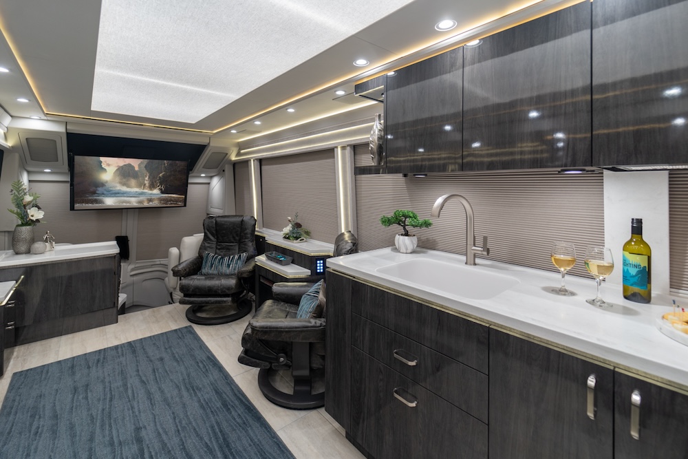 2025 Prevost  Marathon H3-45 For Sale