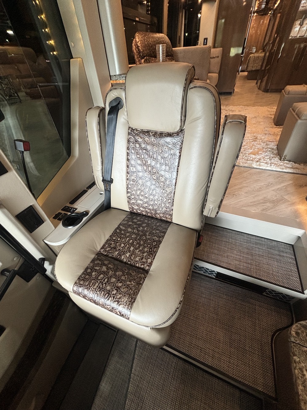 2025 Prevost Millennium H3-45 For Sale