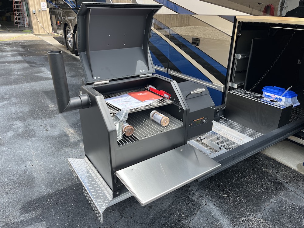 2025 Prevost Millennium H3-45 For Sale