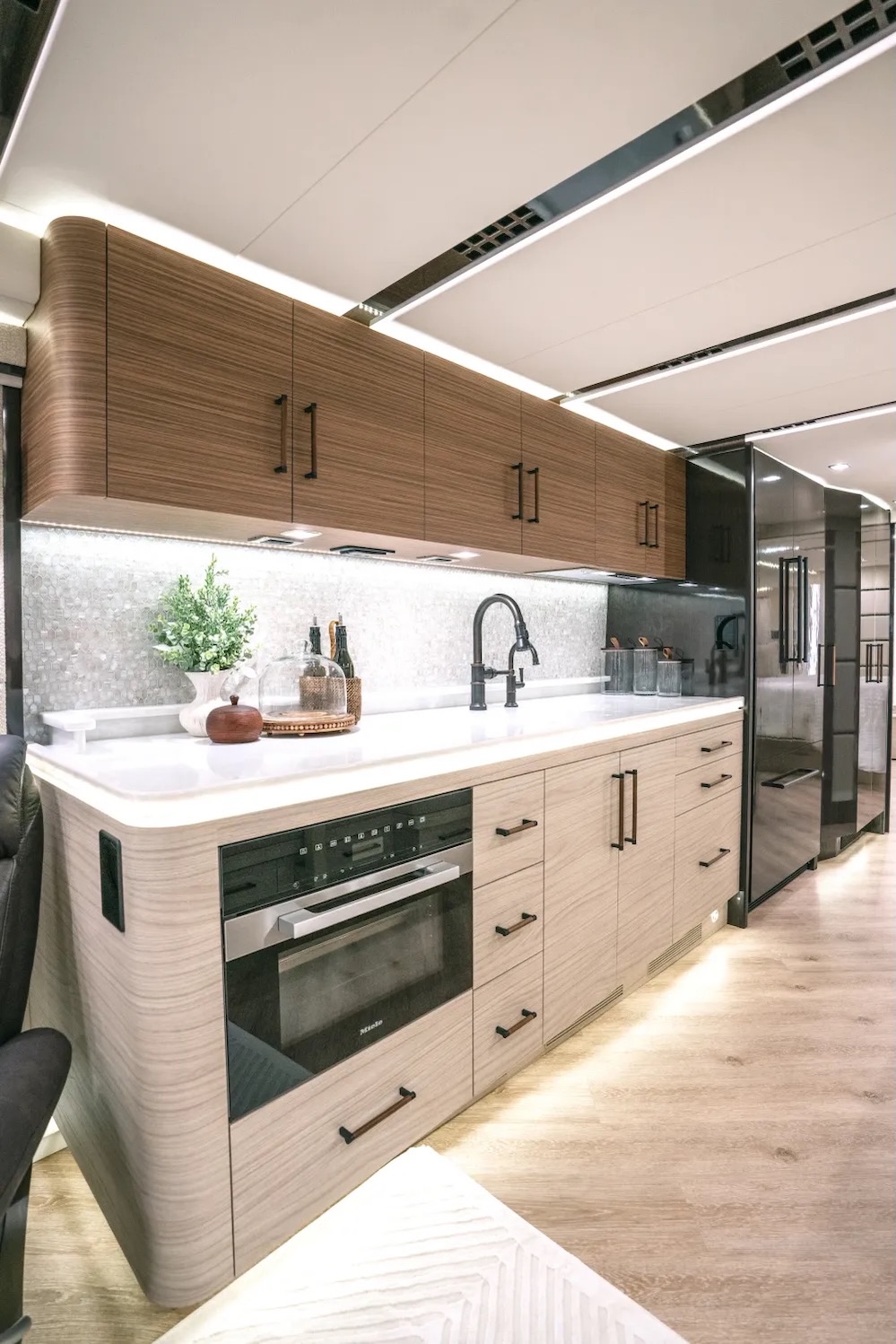 2026 Prevost Emerald H3-45 For Sale