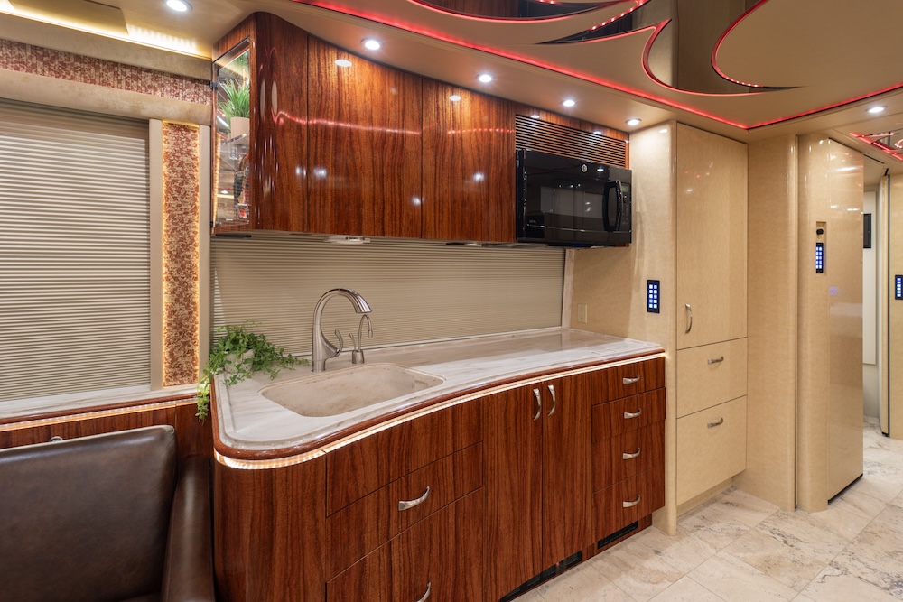 2016 Prevost Marathon X3 For Sale