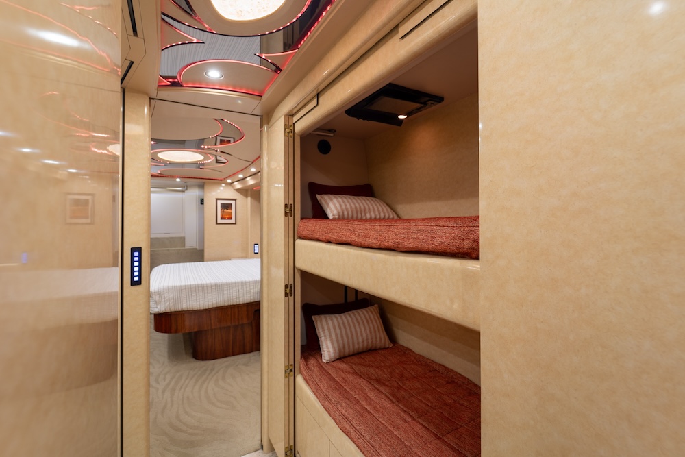 2016 Prevost Marathon X3 For Sale
