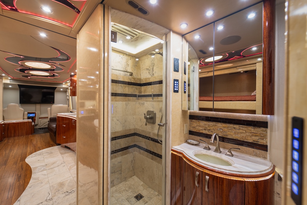 2016 Prevost Marathon X3 For Sale