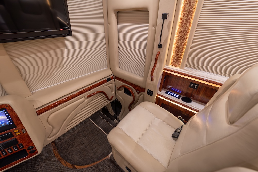 2016 Prevost Marathon X3 For Sale