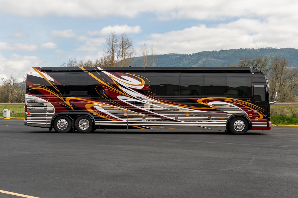 2016 Prevost Marathon X3 For Sale
