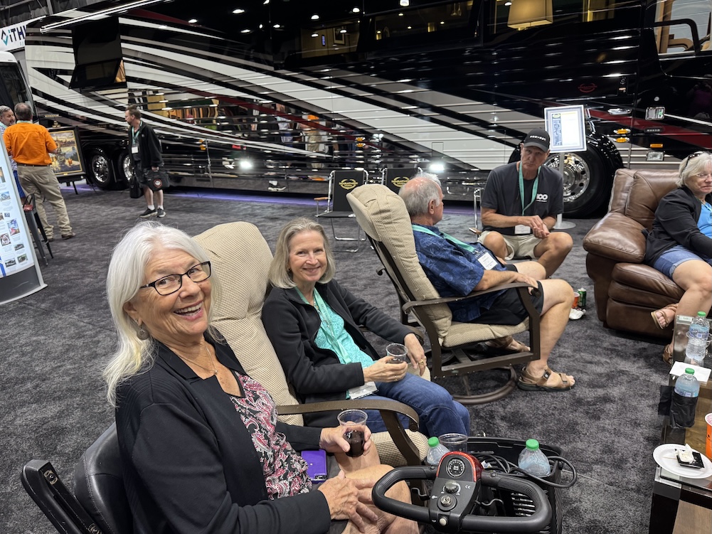  Prevost Motorhome Expo