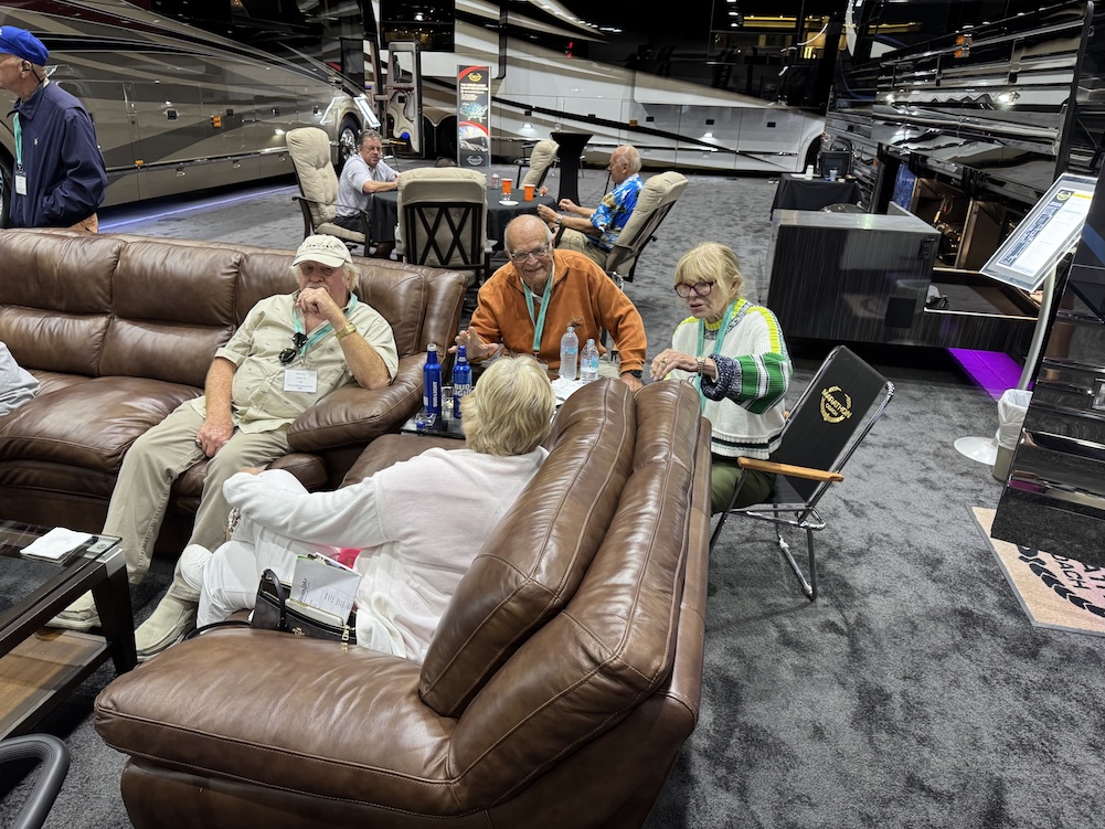  Prevost Motorhome Expo