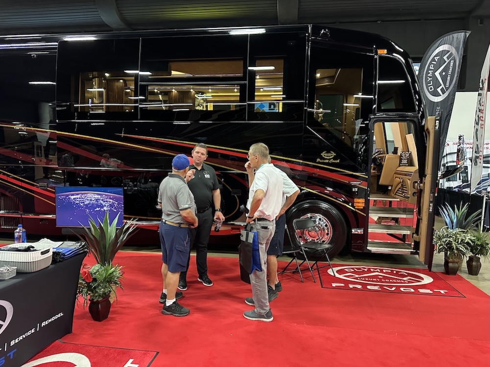  Prevost Motorhome Expo