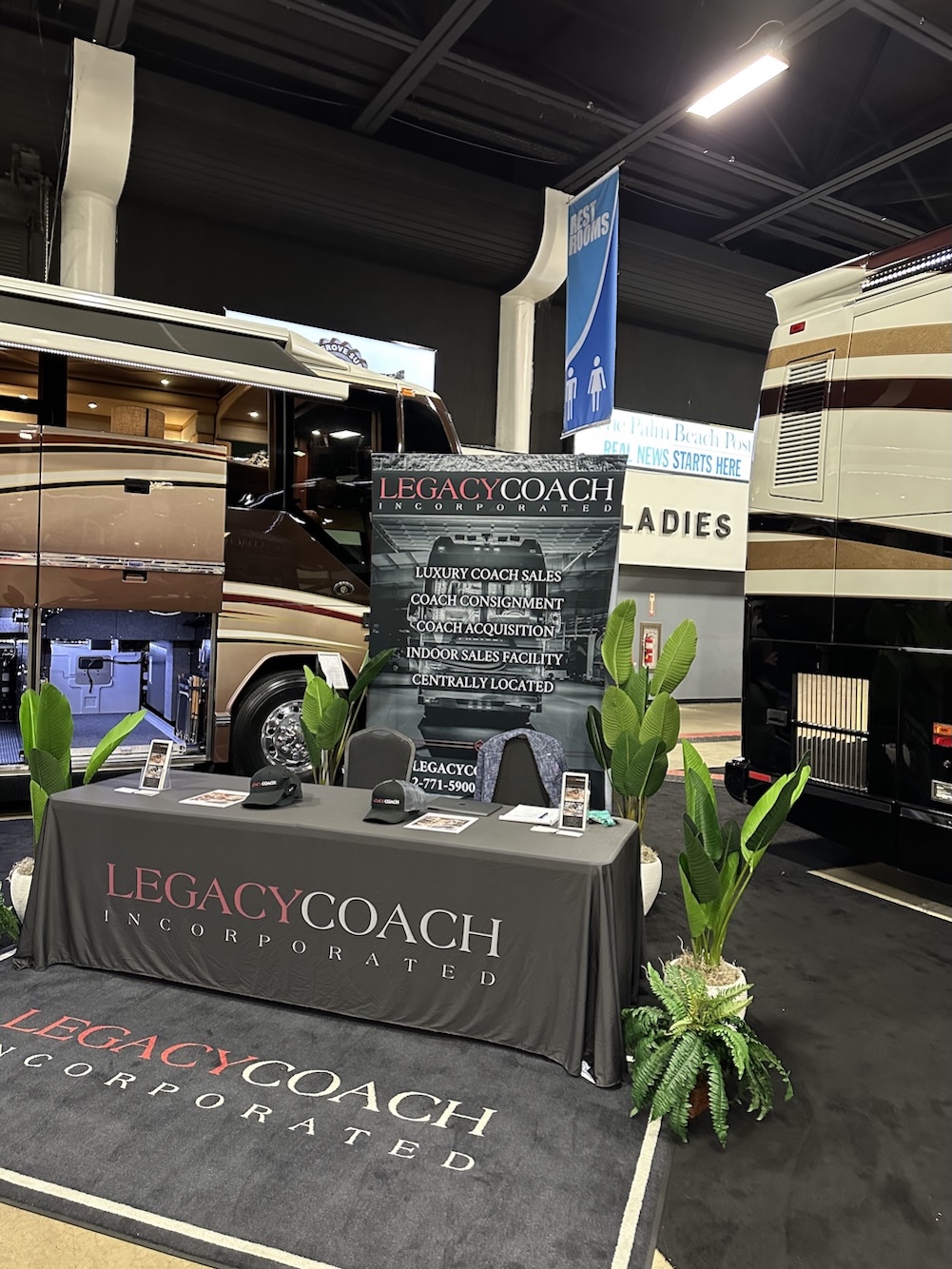  Prevost Motorhome Expo