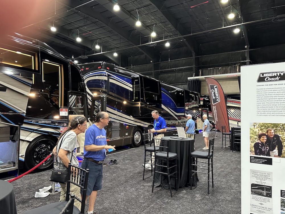  Prevost Motorhome Expo
