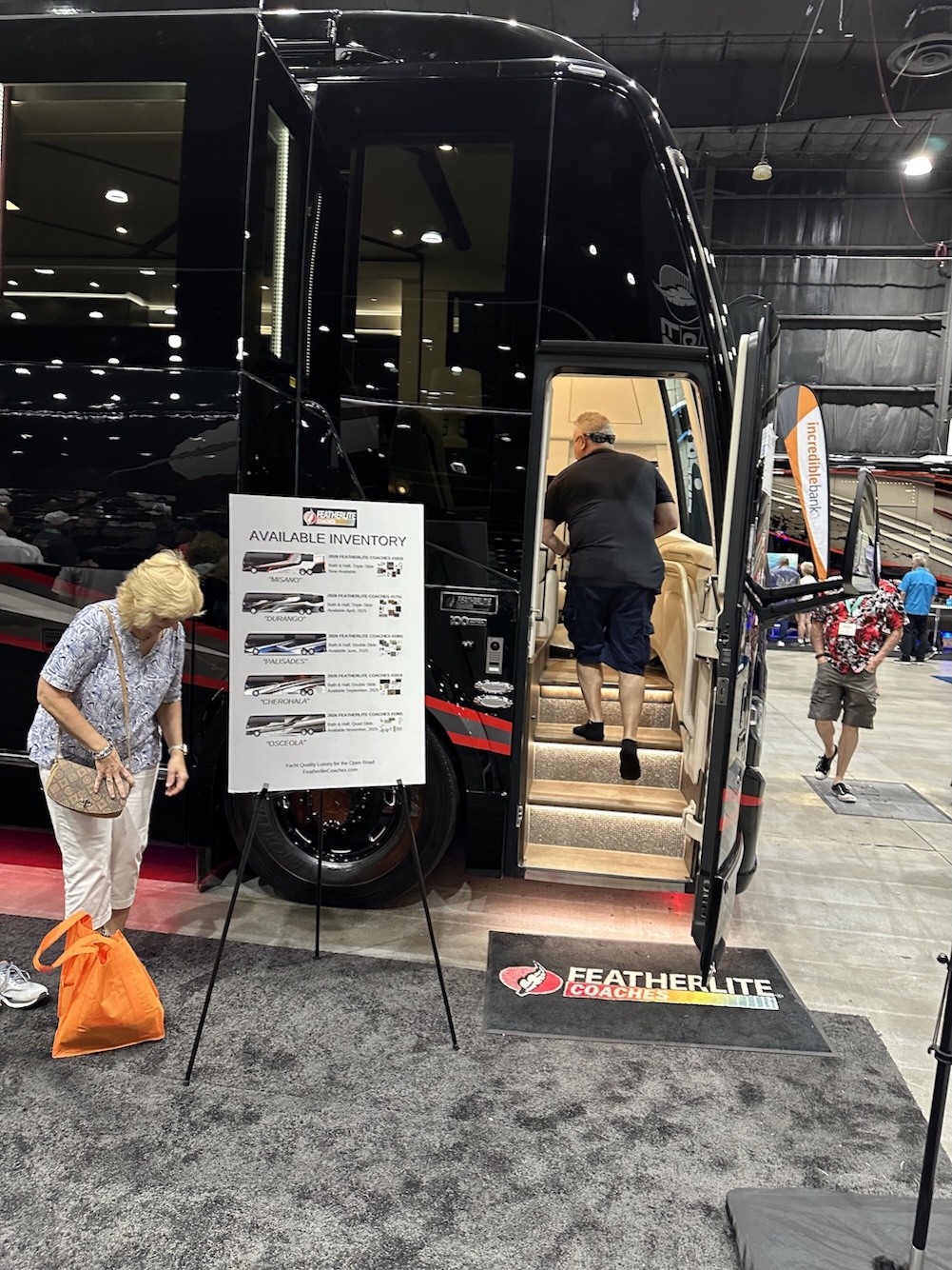  Prevost Motorhome Expo