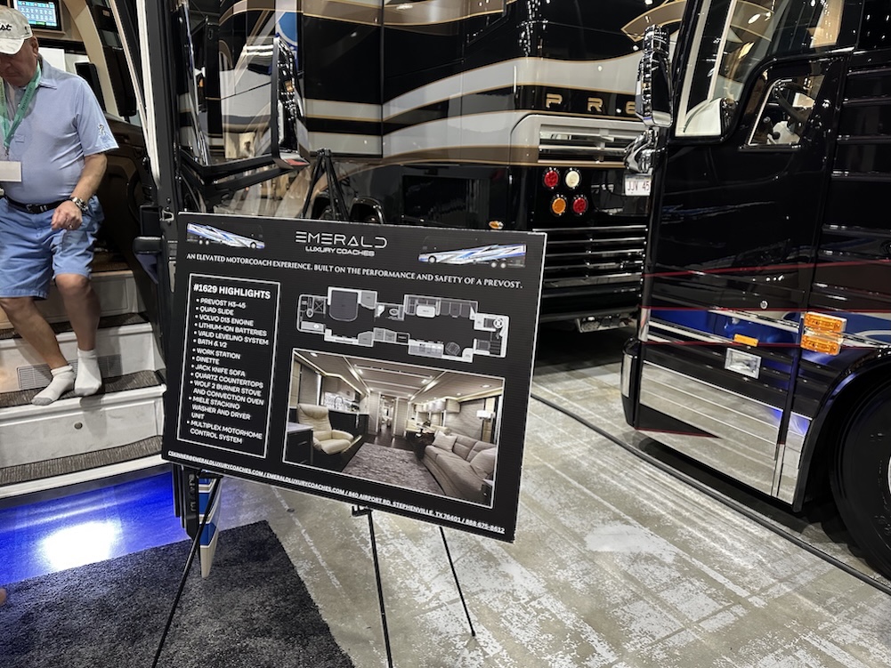  Prevost Motorhome Expo