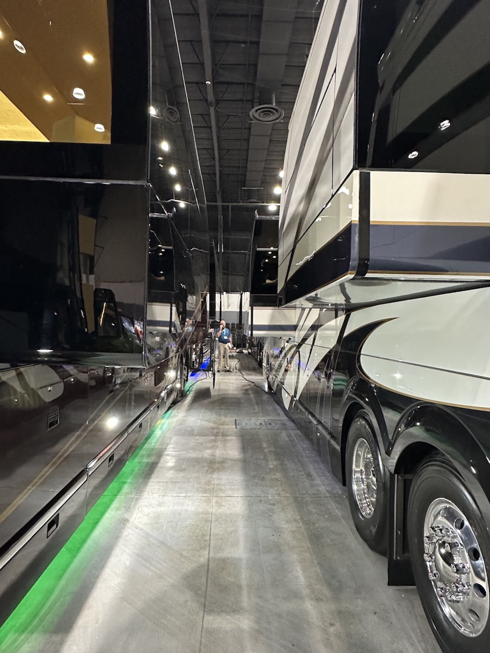  Prevost Motorhome Expo