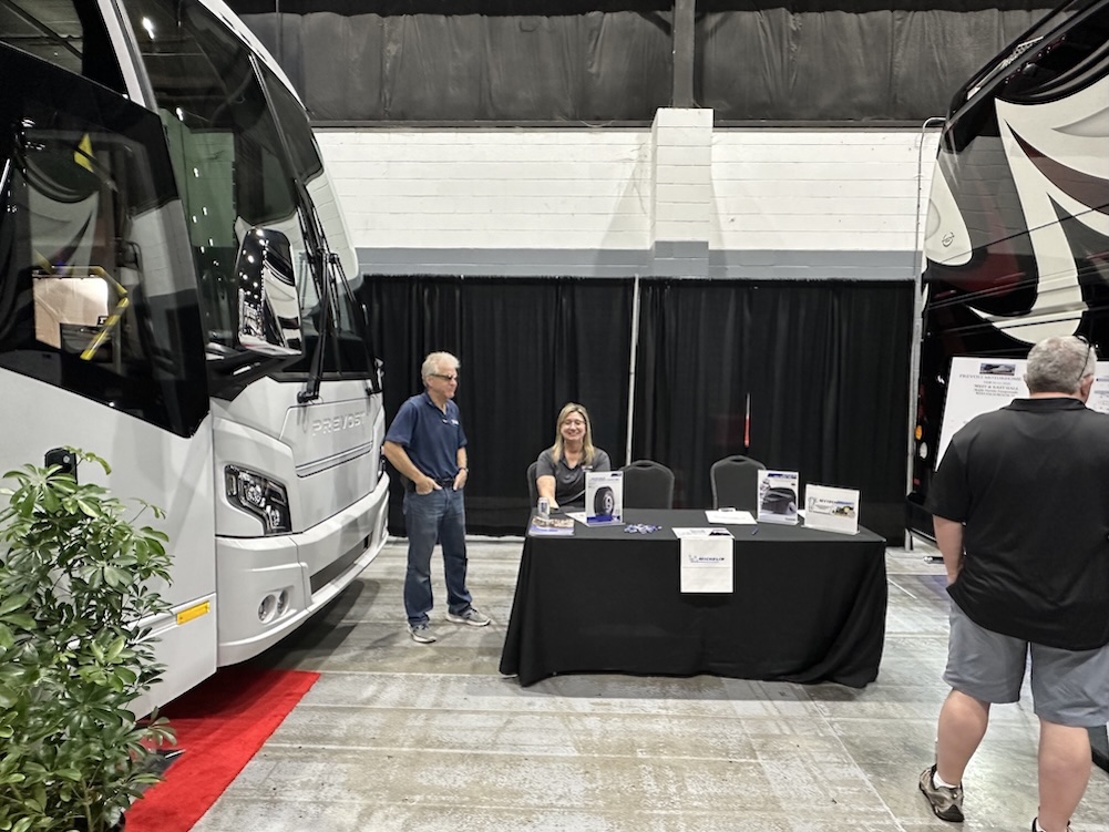  Prevost Motorhome Expo