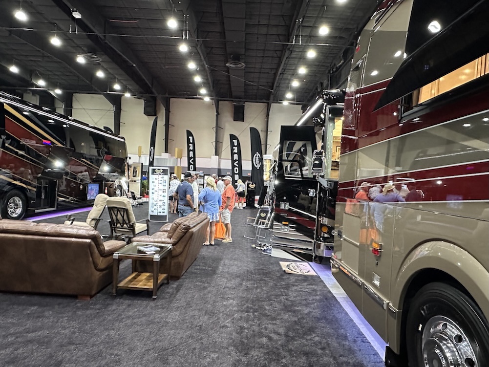  Prevost Motorhome Expo