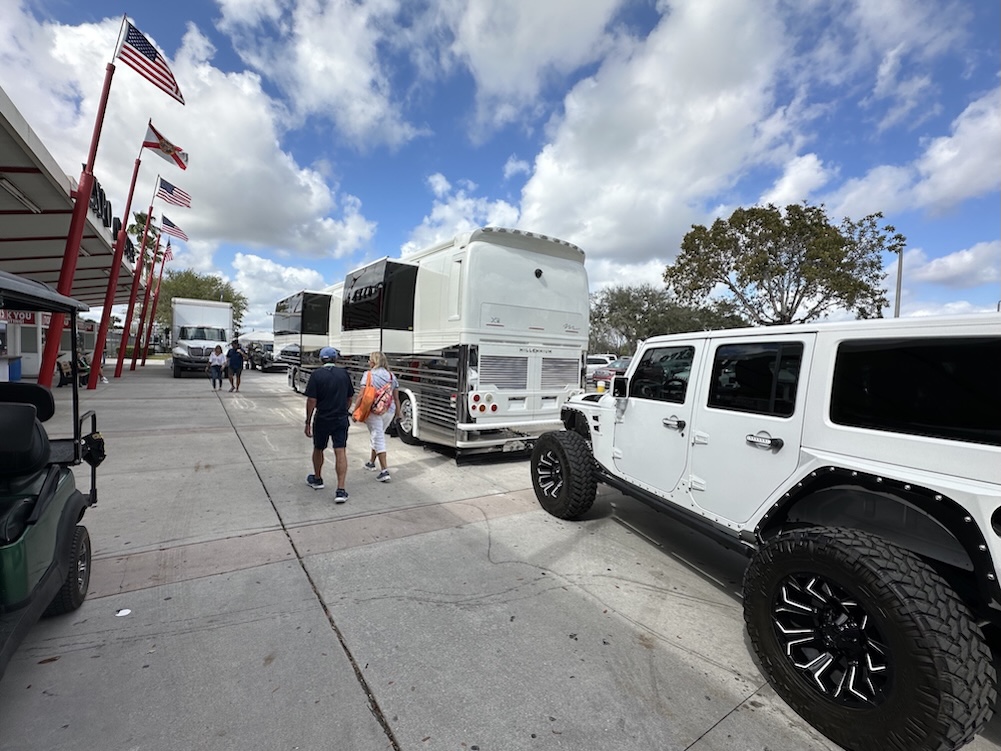  Prevost Motorhome Expo