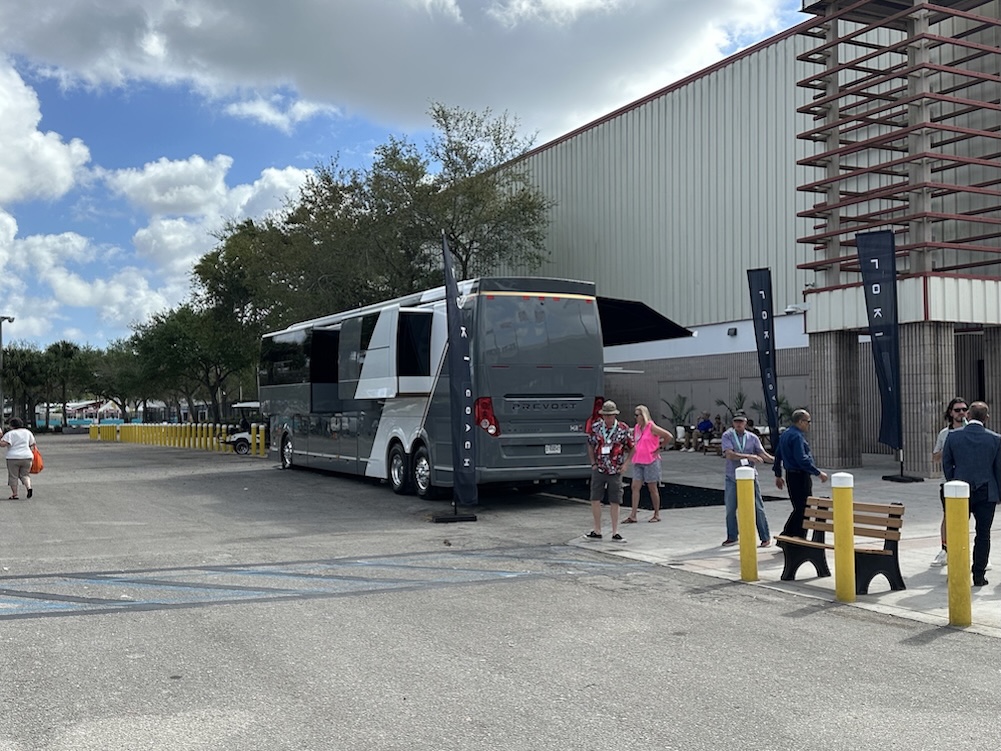  Prevost Motorhome Expo