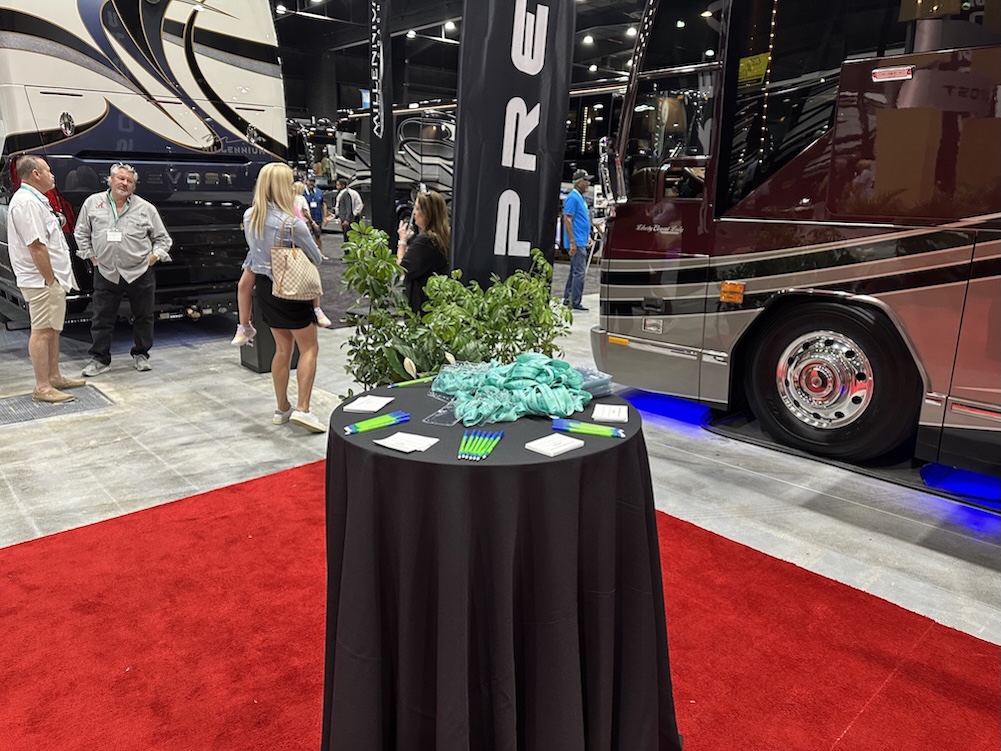  Prevost Motorhome Expo