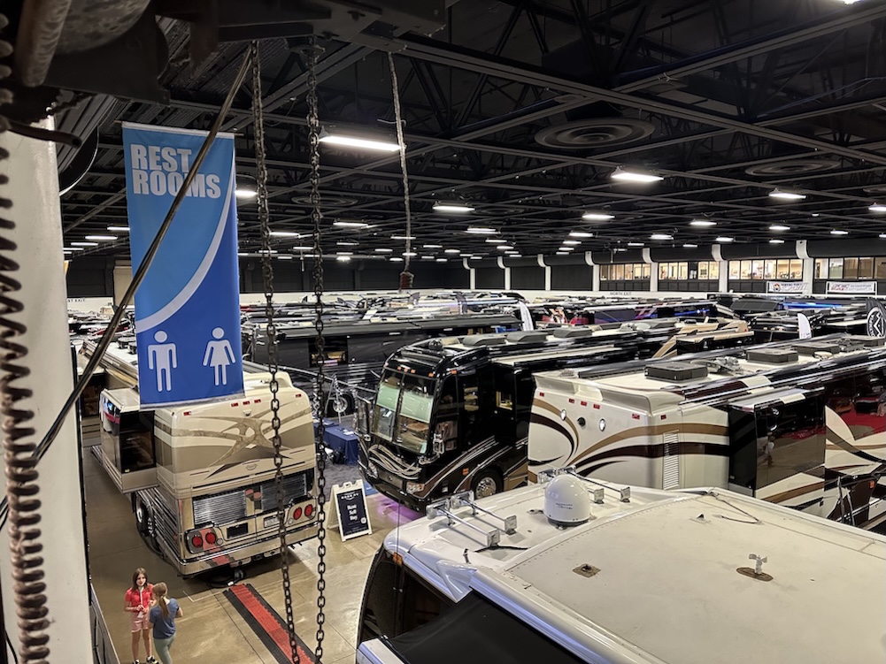  Prevost Motorhome Expo