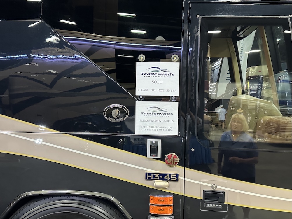  Prevost Motorhome Expo
