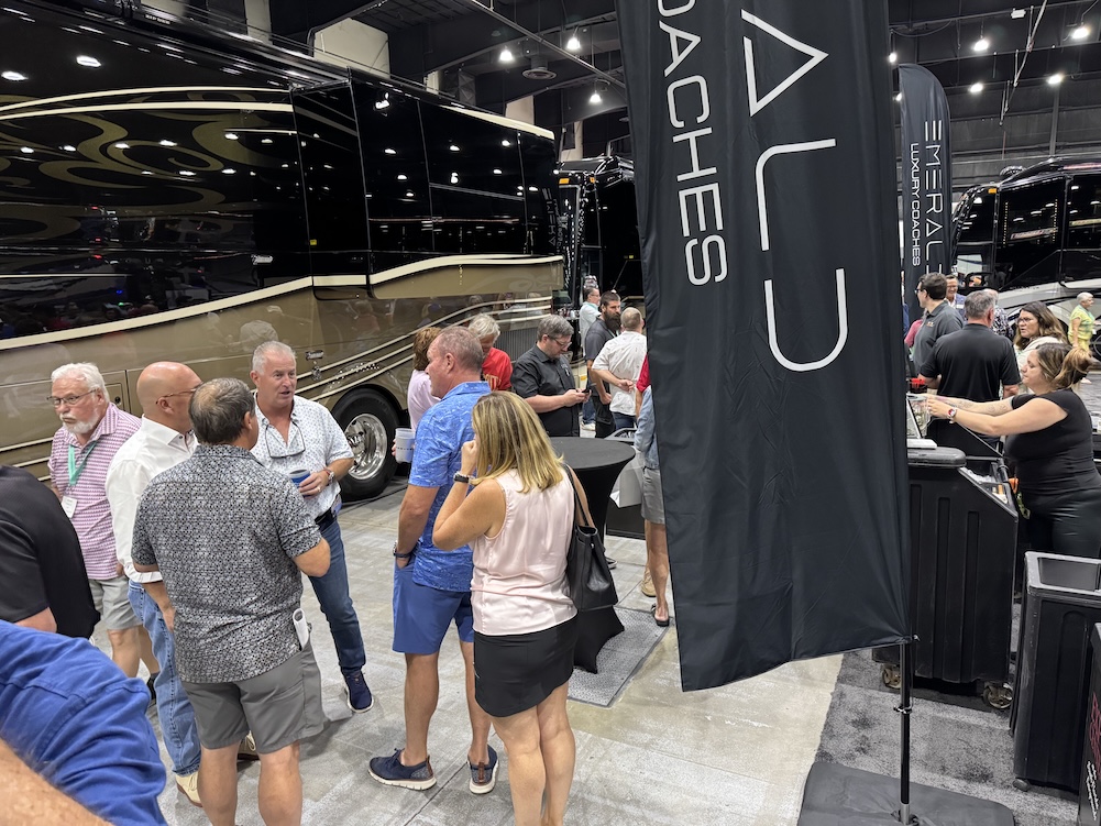  Prevost Motorhome Expo