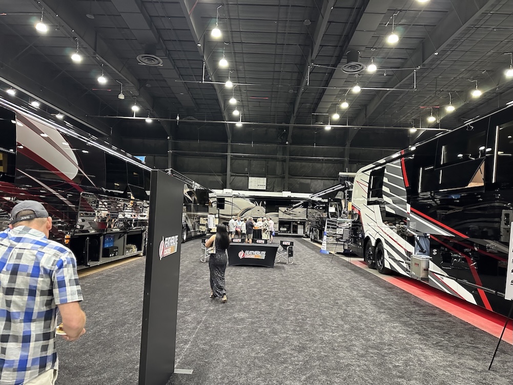  Prevost Motorhome Expo