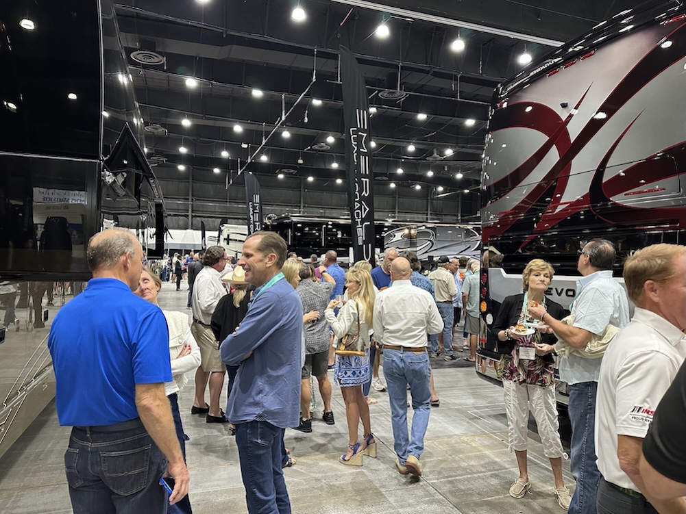  Prevost Motorhome Expo
