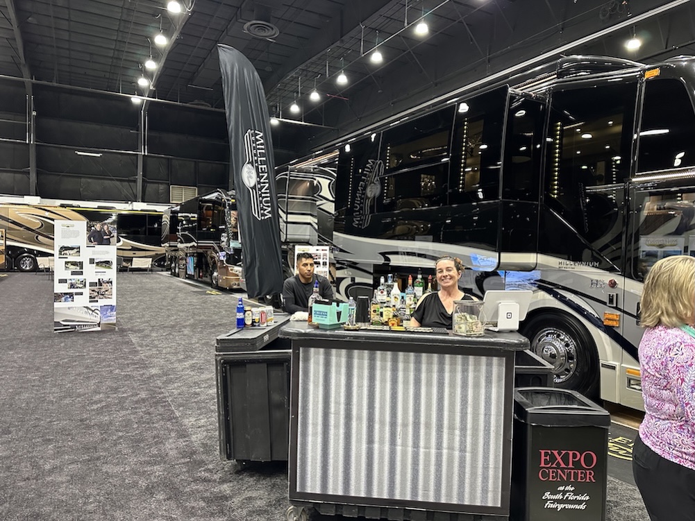  Prevost Motorhome Expo