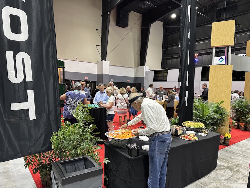  Prevost Motorhome Expo