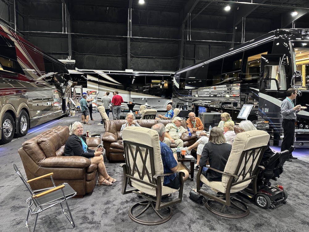  Prevost Motorhome Expo