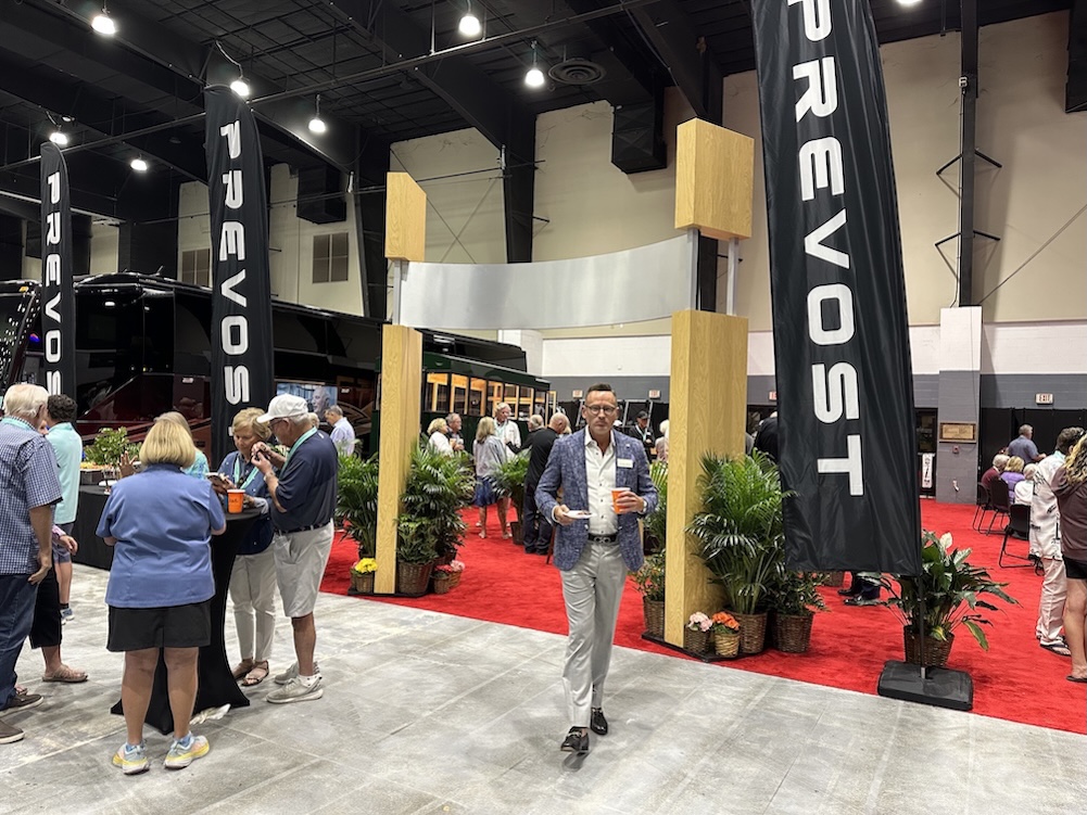  Prevost Motorhome Expo