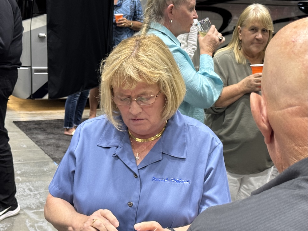  Prevost Motorhome Expo