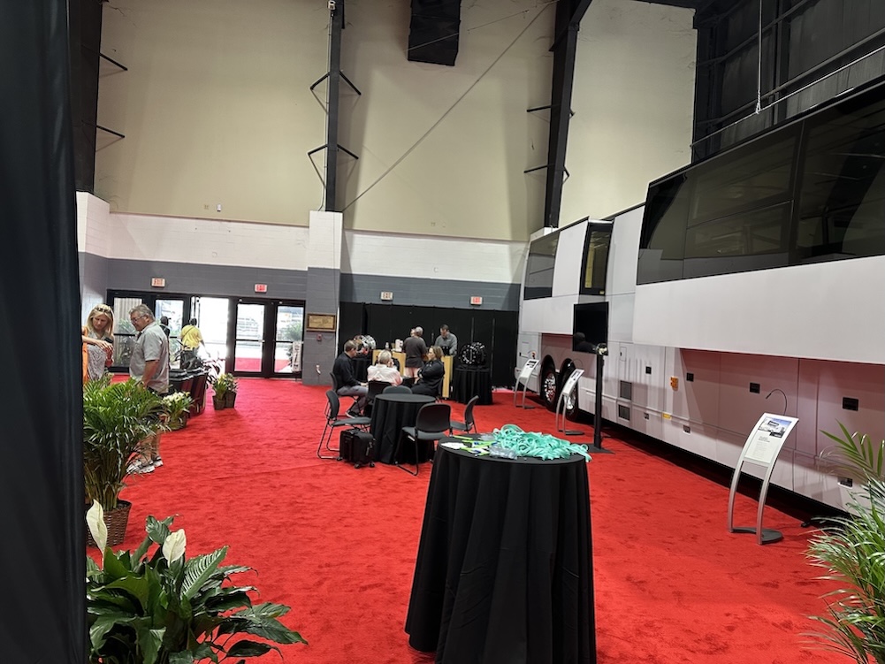  Prevost Motorhome Expo