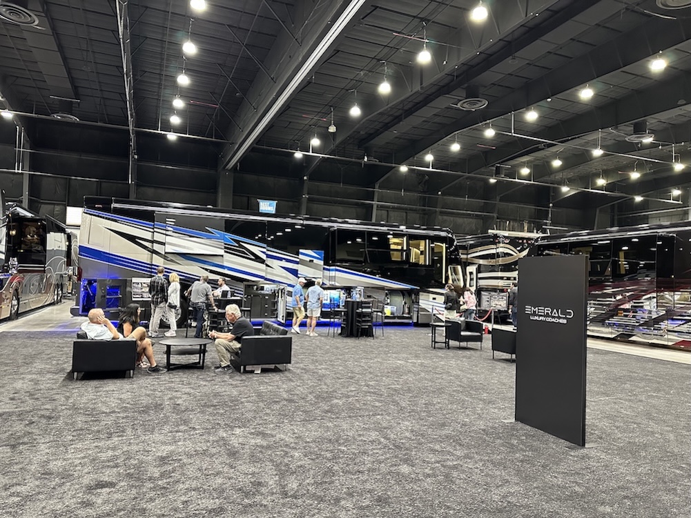  Prevost Motorhome Expo