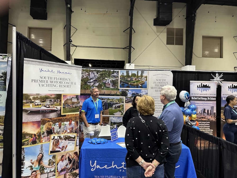  Prevost Motorhome Expo