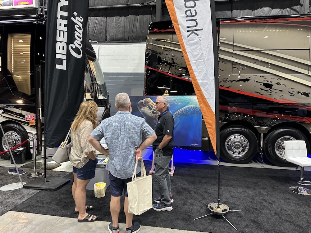  Prevost Motorhome Expo