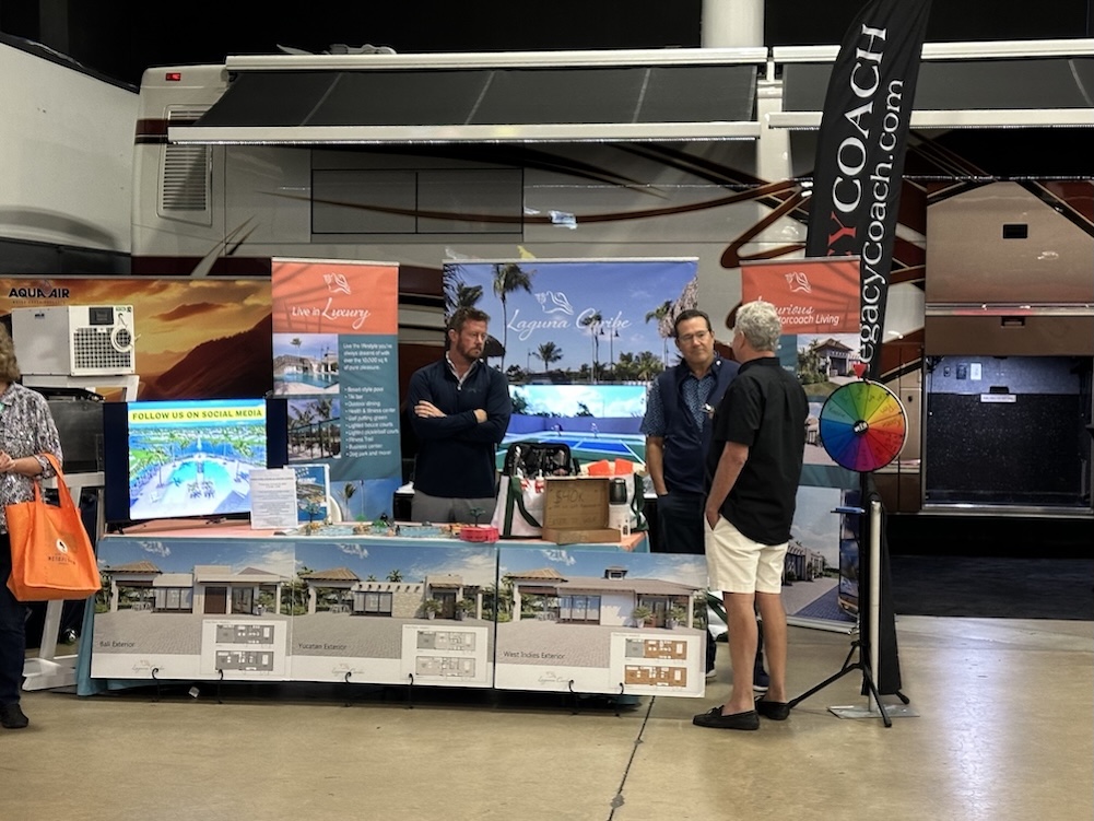  Prevost Motorhome Expo