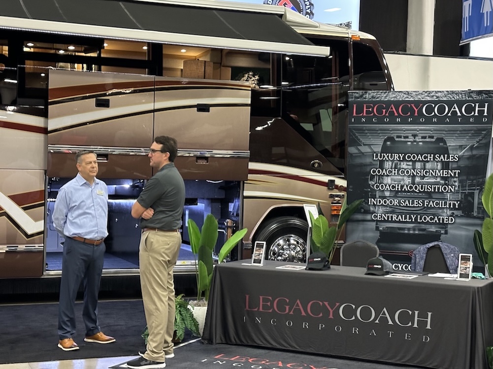  Prevost Motorhome Expo