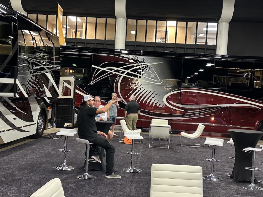  Prevost Motorhome Expo