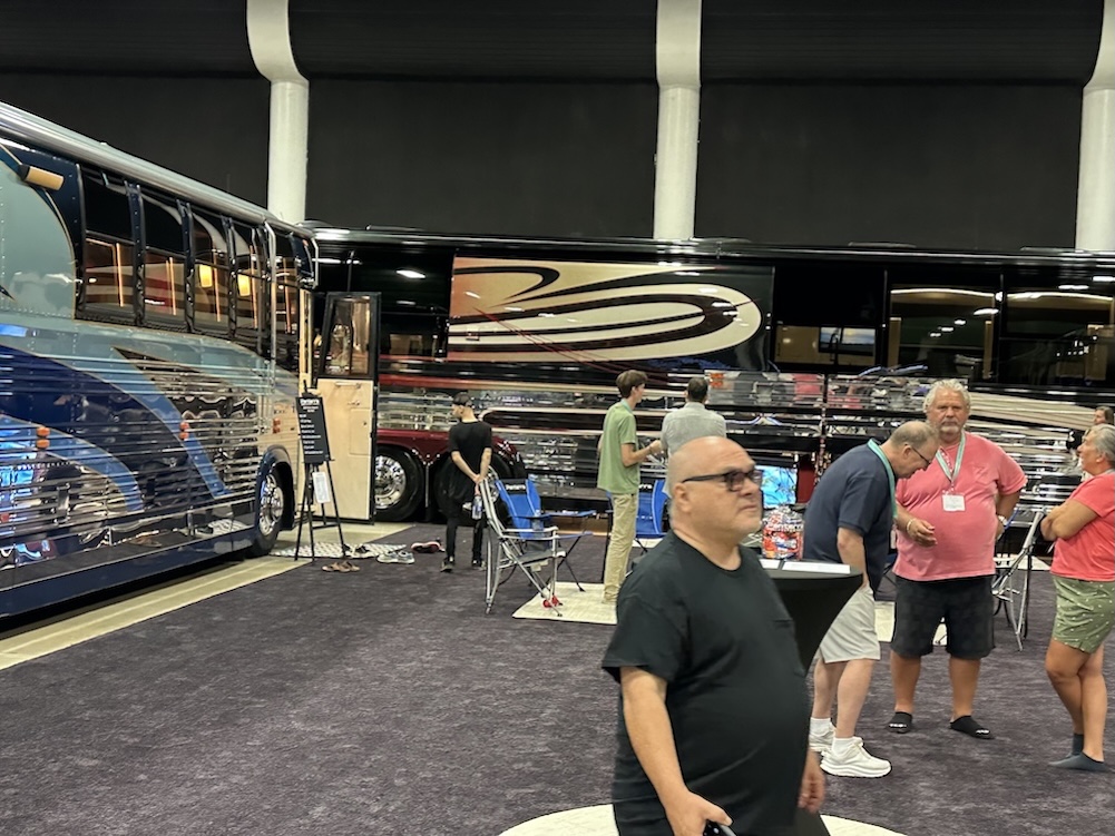  Prevost Motorhome Expo