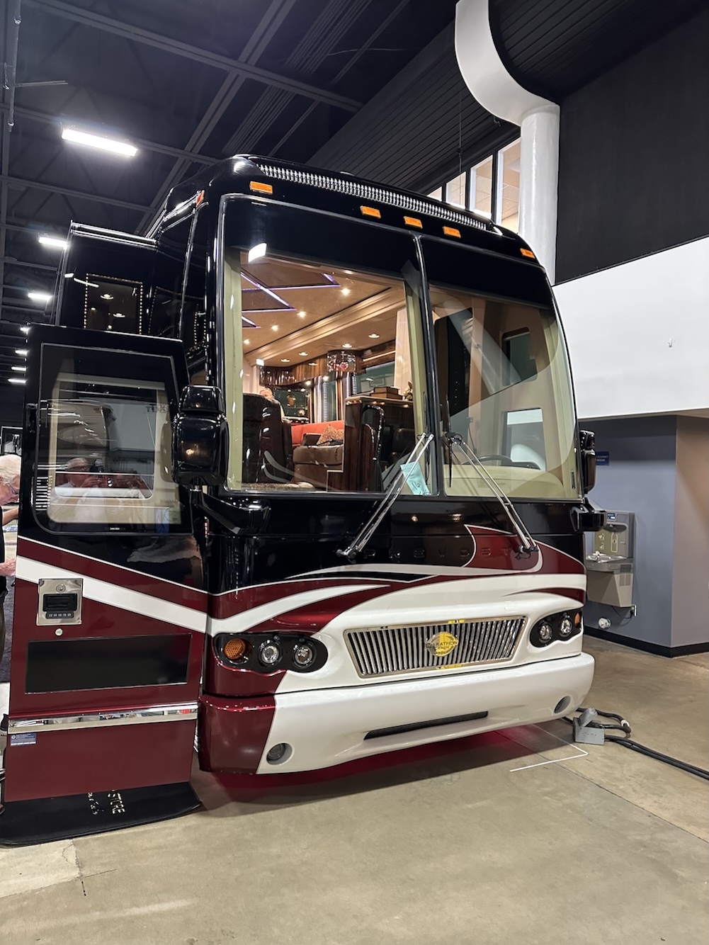  Prevost Motorhome Expo