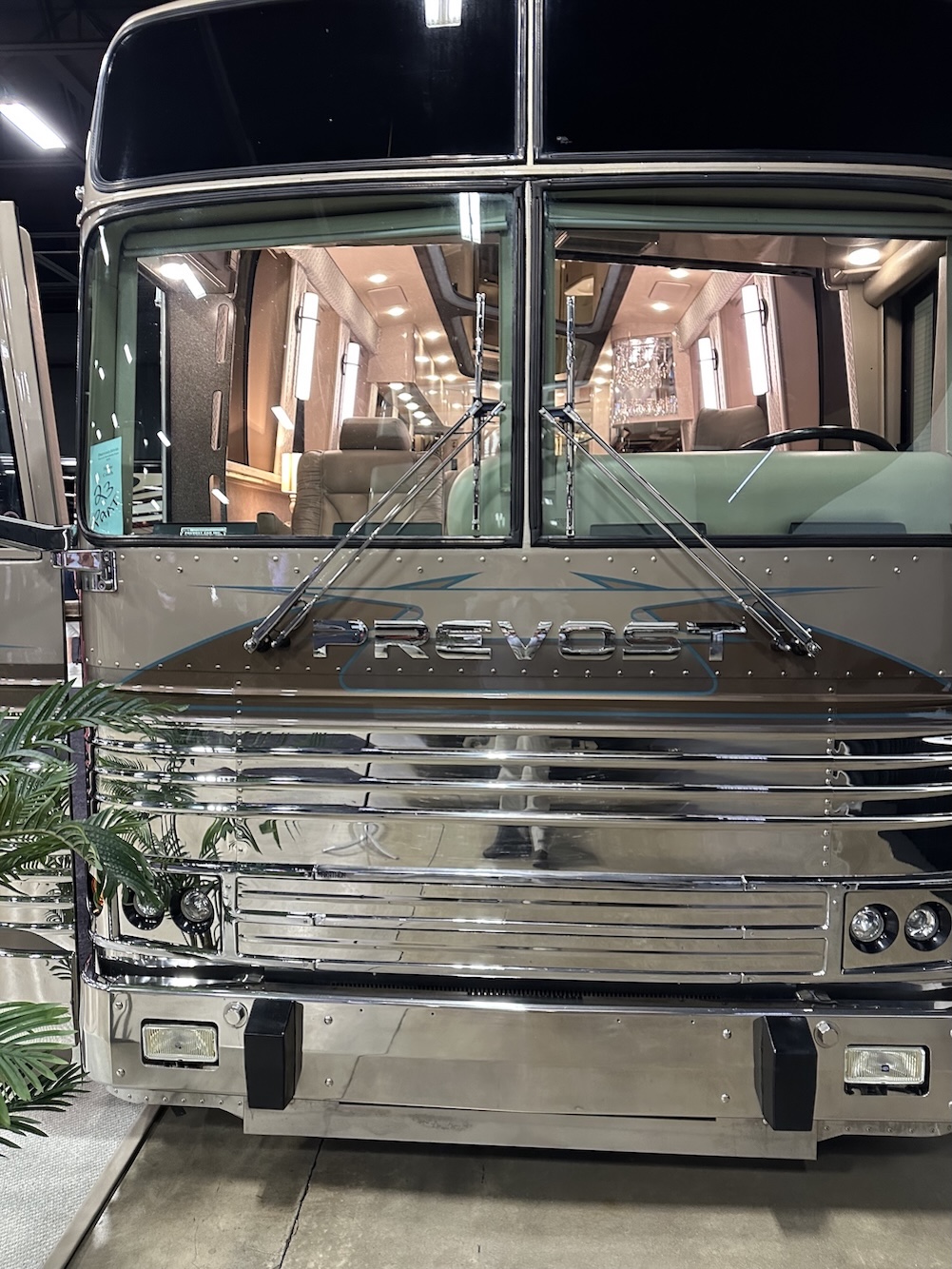  Prevost Motorhome Expo