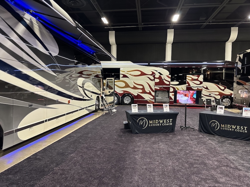  Prevost Motorhome Expo