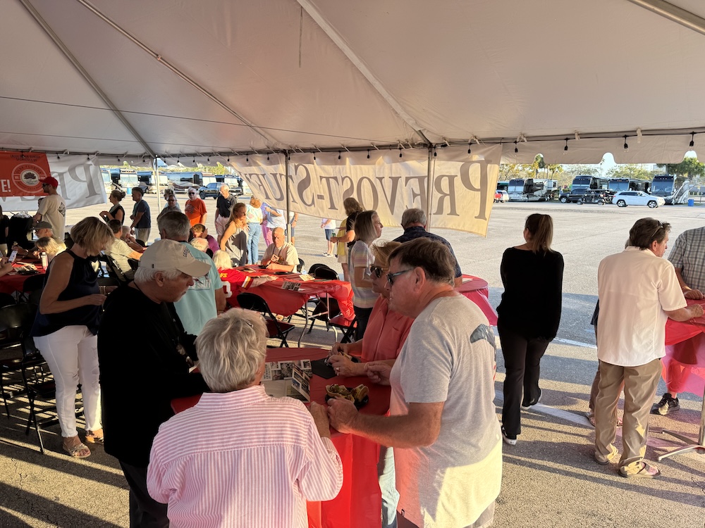 Prevost Motorhome Expo