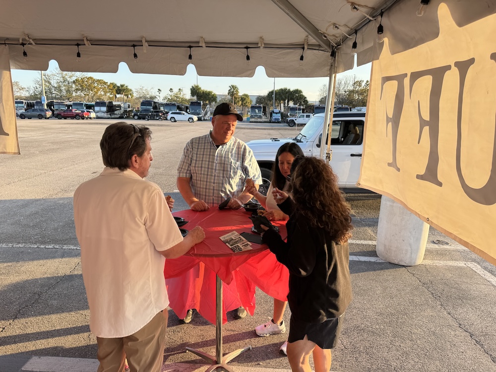  Prevost Motorhome Expo