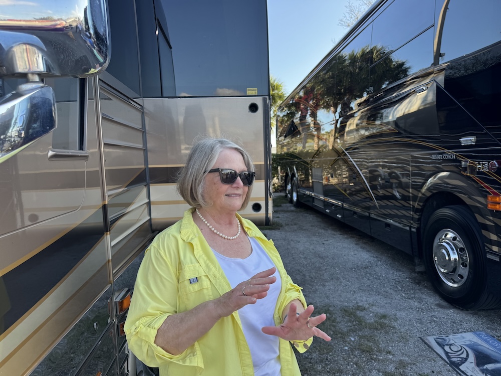  Prevost Motorhome Expo