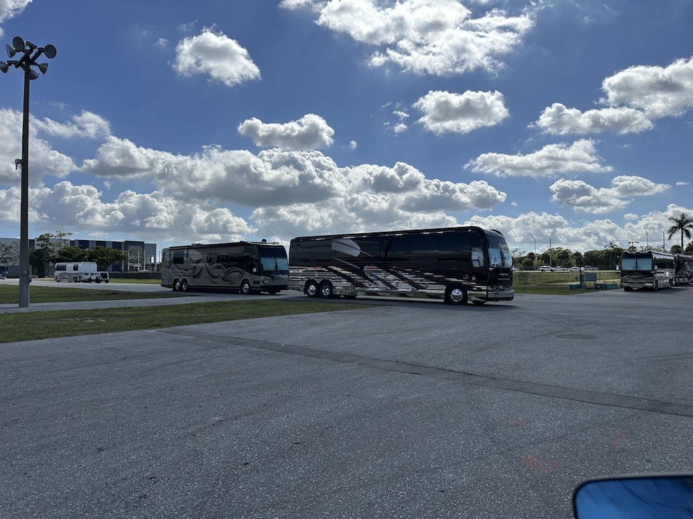  Prevost Motorhome Expo